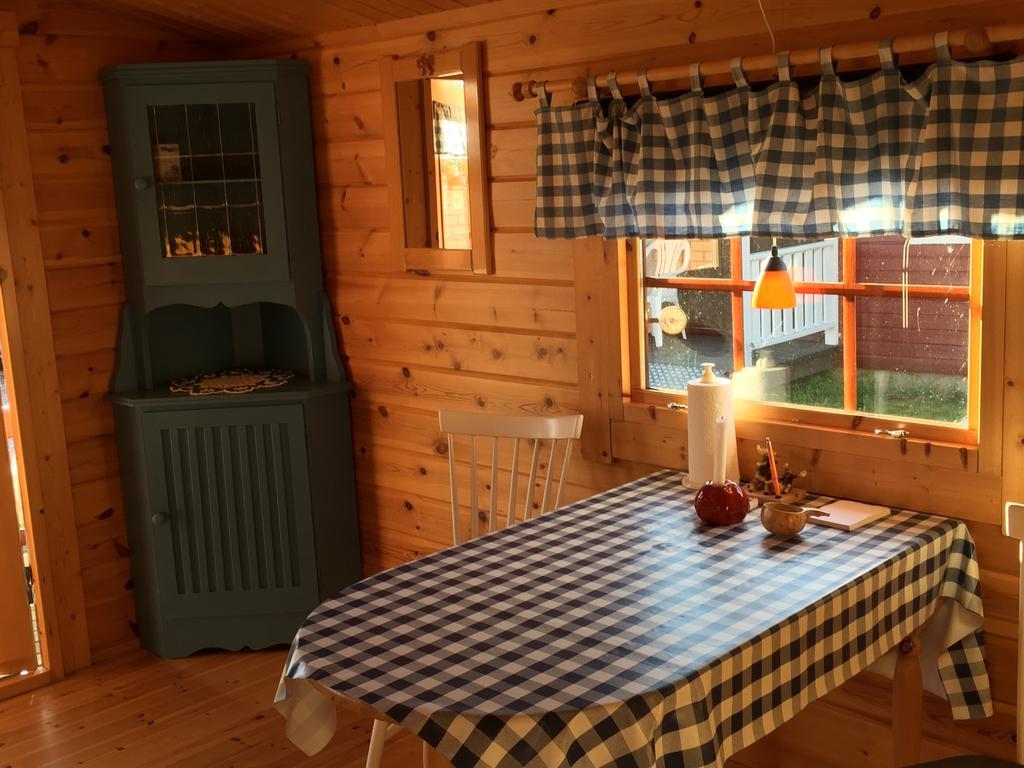Stuga Vid Hedenaesets Stencafe エクステリア 写真